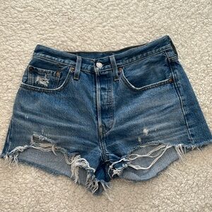 Levi’s shorts button up